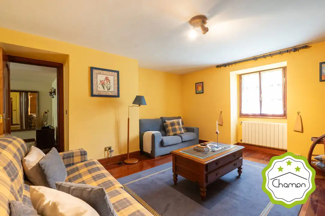 Wohnzimmer von Country house zum Verkauf in Aulesti mit Heizung und Abstellraum