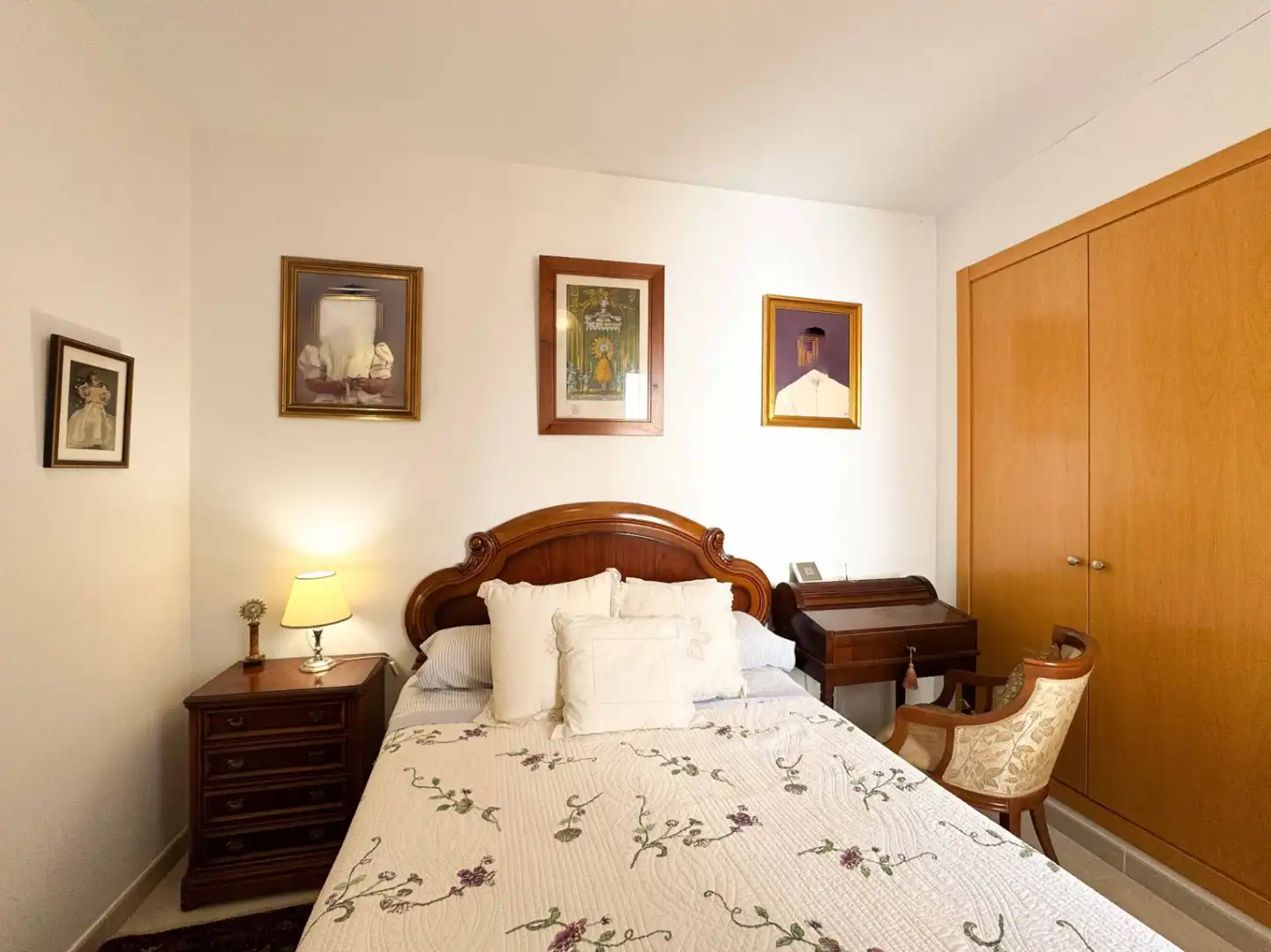 Schlafzimmer von Dachboden zum Verkauf in Dénia mit Klimaanlage und Heizung