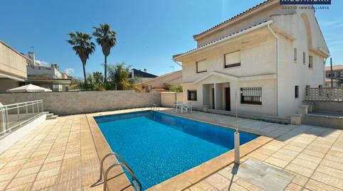 Foto 2 de Casa adosada en venda a Carrer Romànic, 5, La Dorada, Cambrils
