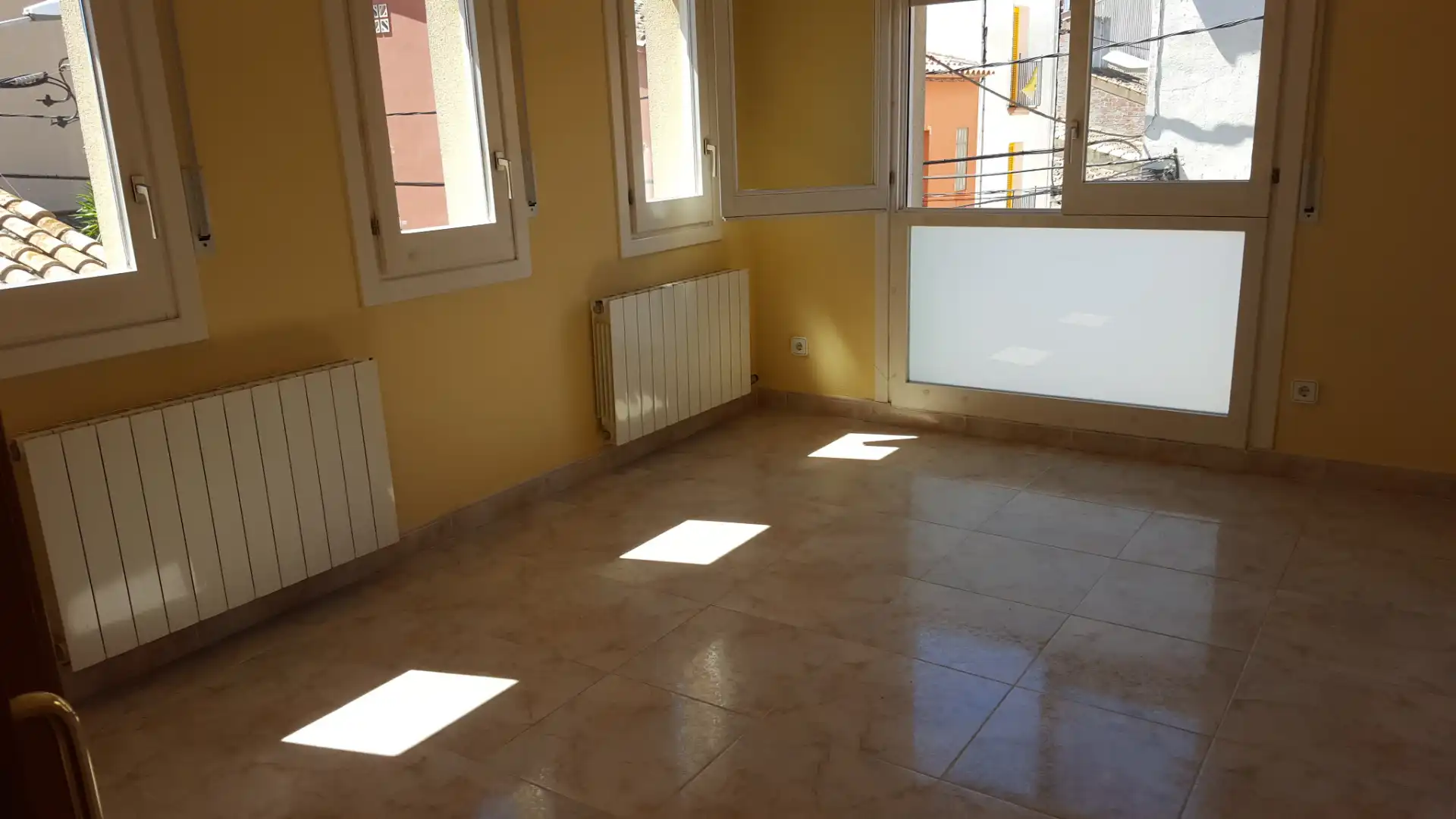 Habitación de Casa adosada en venta en Palafrugell con Calefacción, Terraza y Trastero