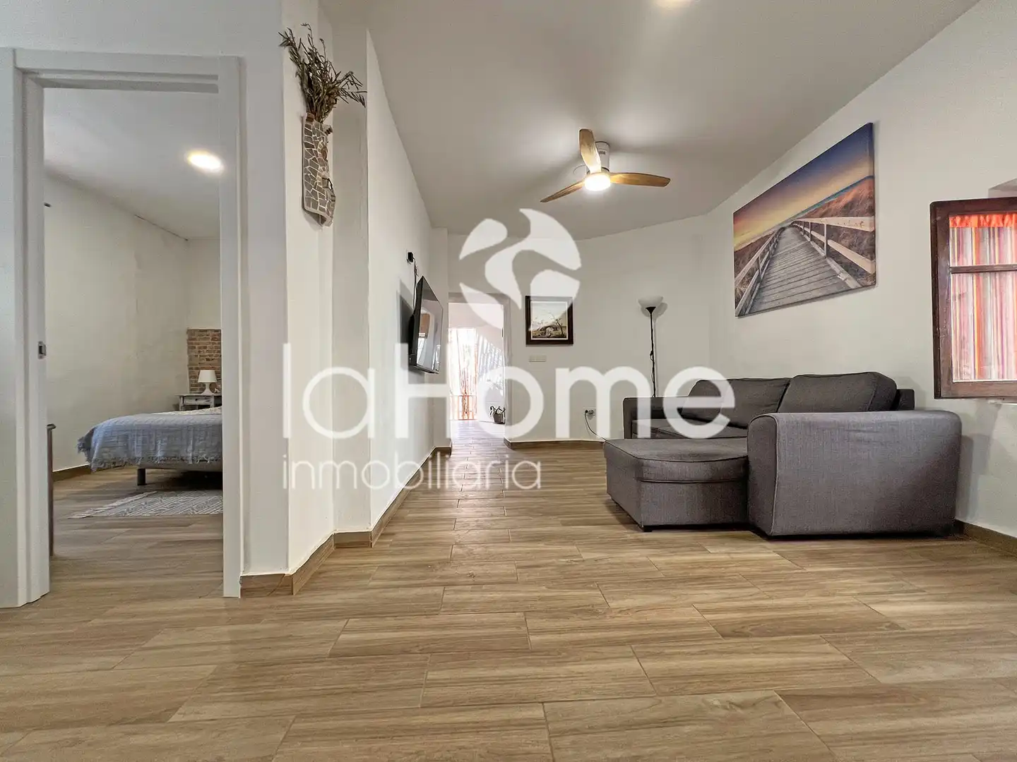 Sala de estar de Casa adosada en venta en Paterna con Aire acondicionado, Terraza y Horno
