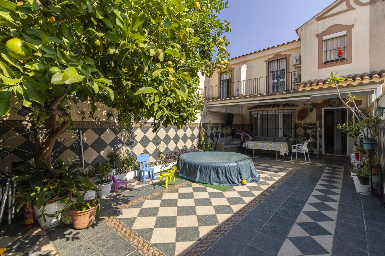 Terrassa de Casa o xalet en venda en El Retiro - Parque Atlántico - Ronda este