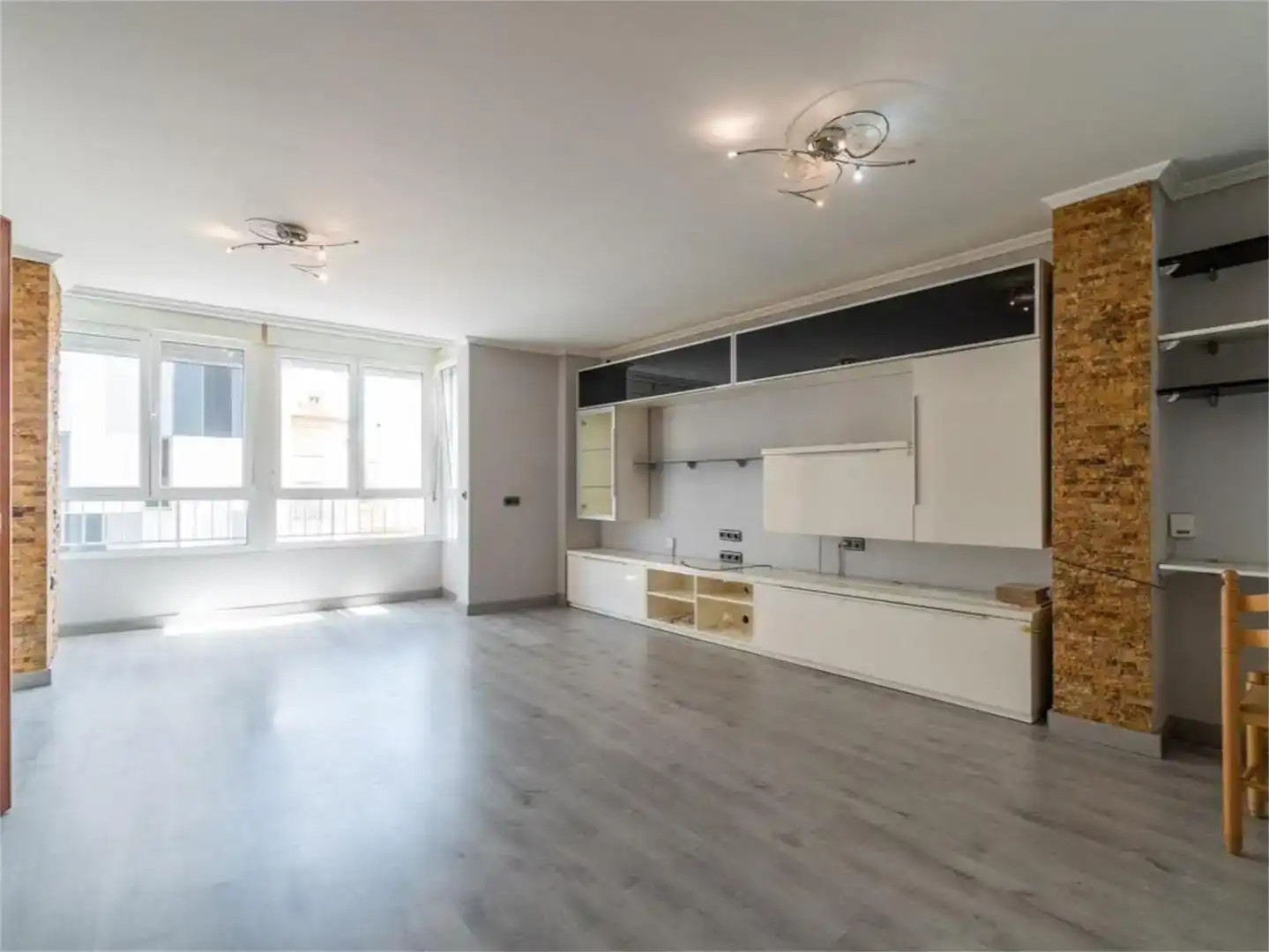 Wohnzimmer von Wohnungen zur Miete in Torrevieja mit Klimaanlage und Balkon