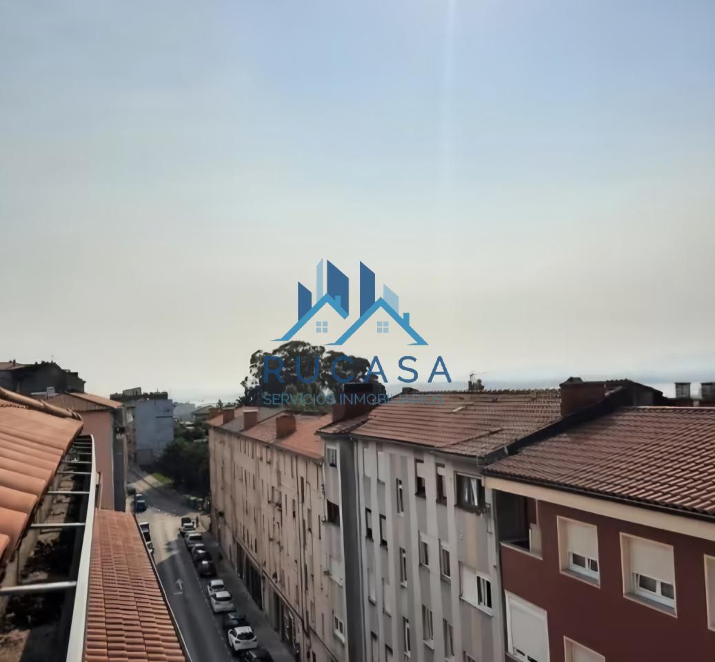 Vista exterior de Pis en venda en Santander