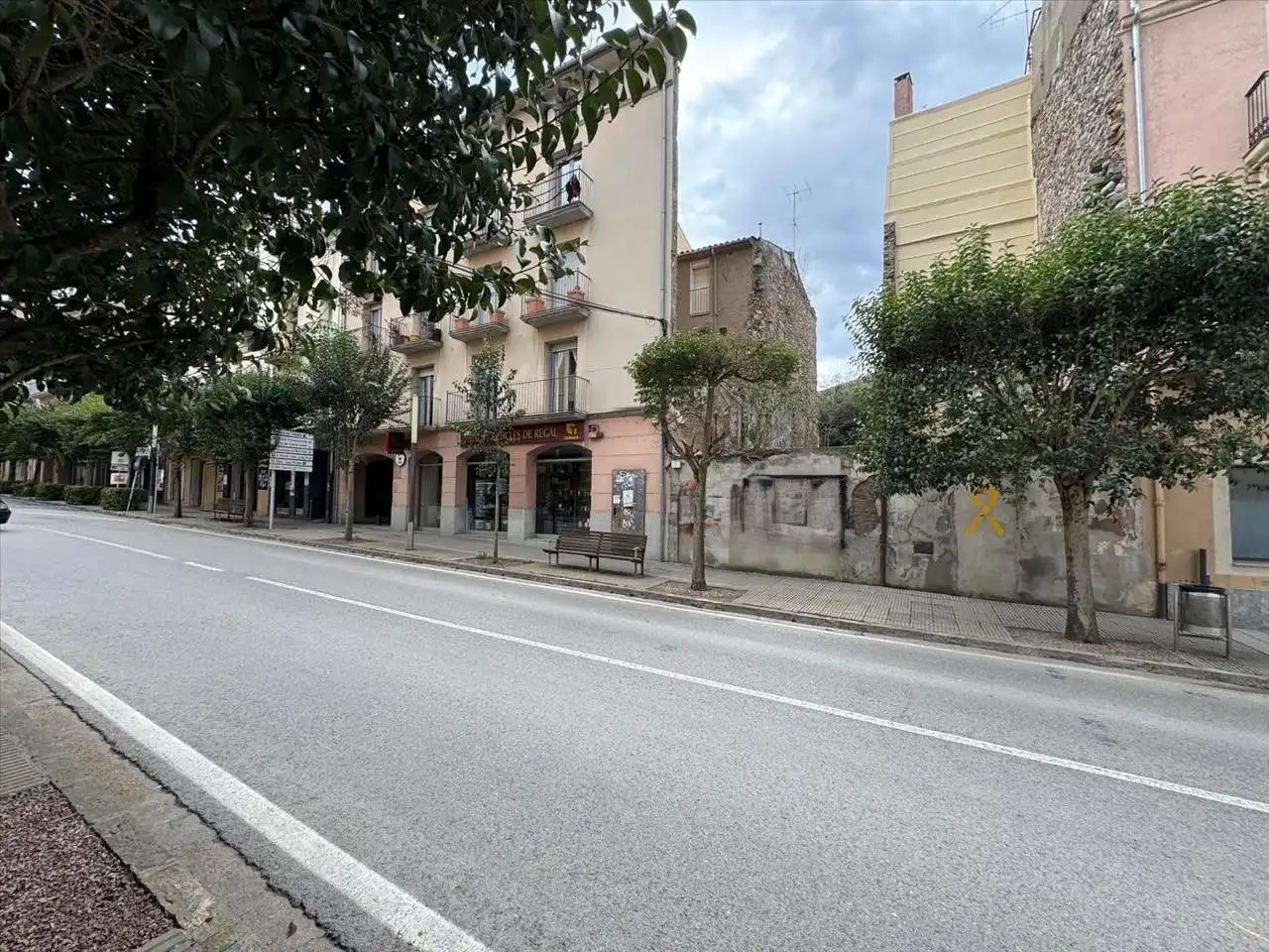 Terreno residencial en venta en Comte Guifre 23