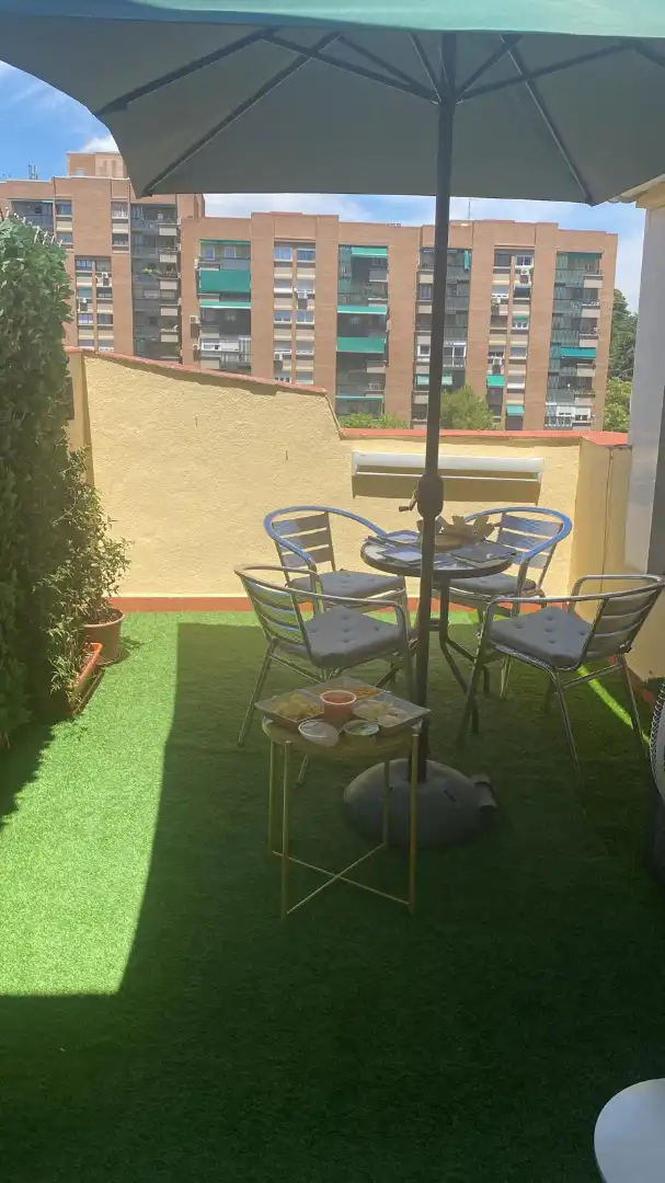 Terrassa de Àtic de lloguer en  Madrid Capital amb Aire condicionat i Calefacció