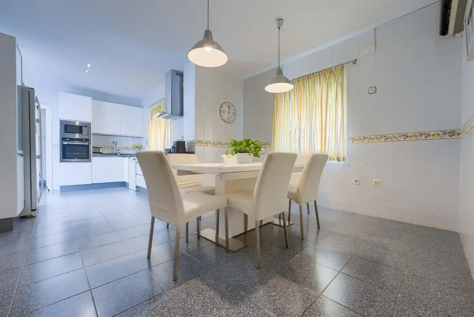 Dining room of Houses for sale in Tomares  with Air Conditioner, Heating and Private garden