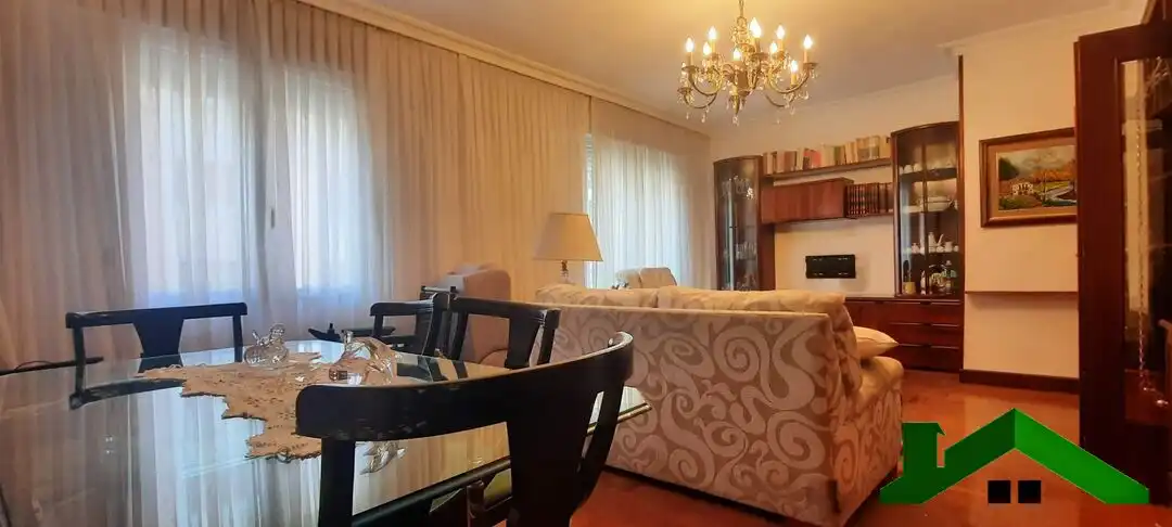 Sala d'estar de Pis en venda en Bilbao  amb Calefacció i Terrassa