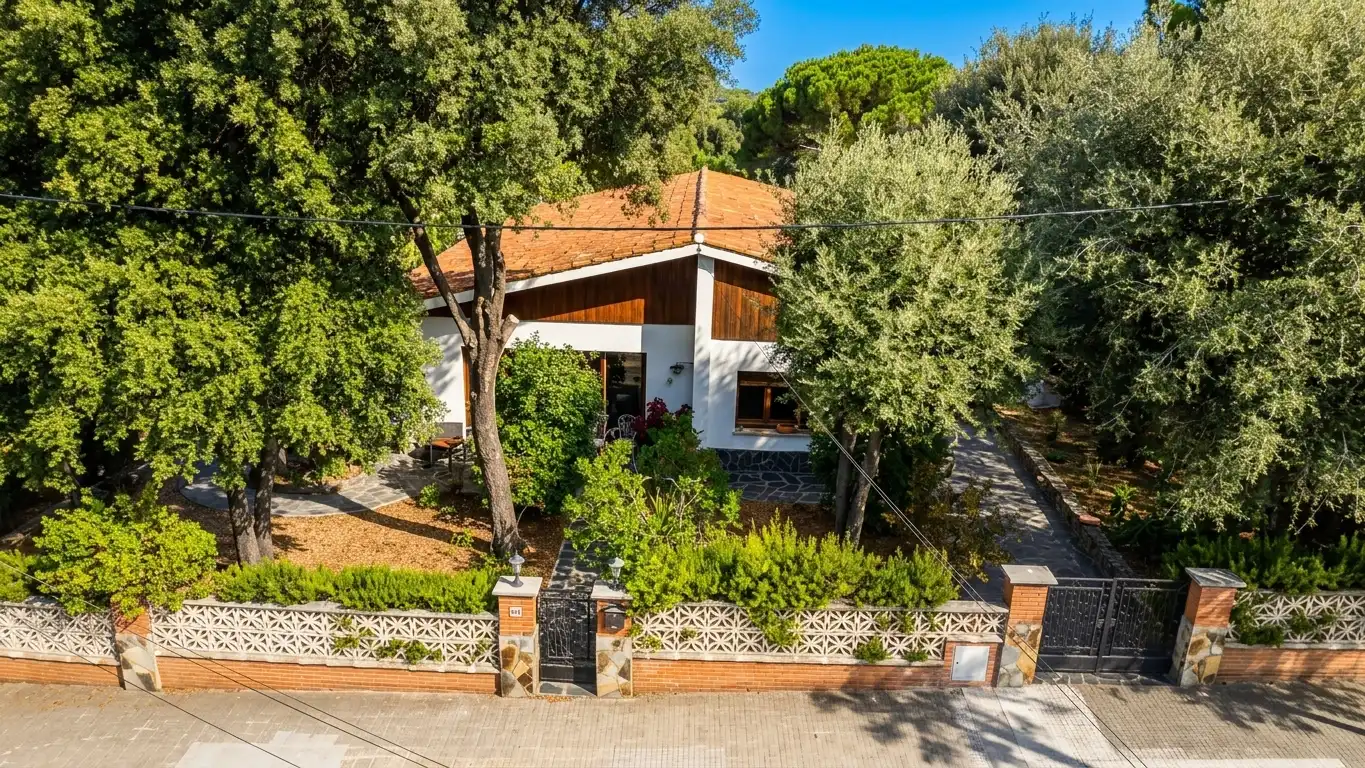 Villa con giardino in vendita a Sant Pere de Vilamajor