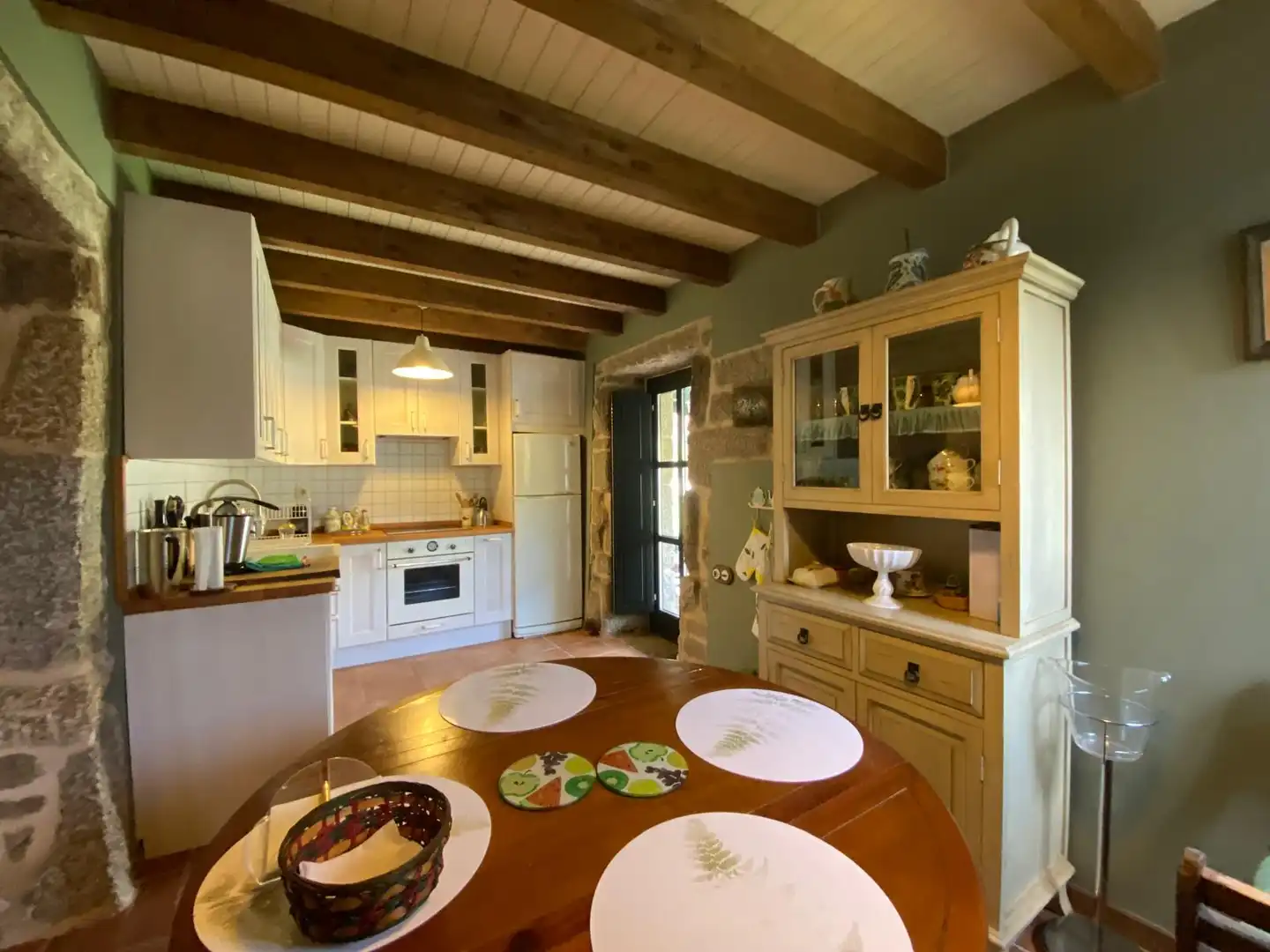 Cocina de Casa o chalet en venta en Leiro con Calefacción, Jardín privado y Parquet