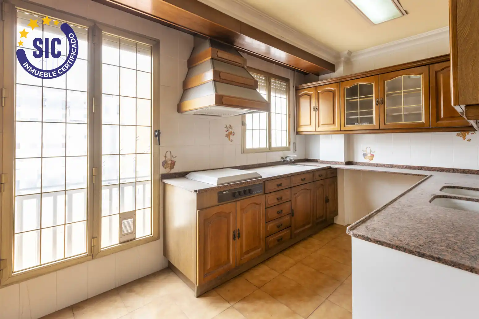 Kitchen of Flat for sale in Valencia