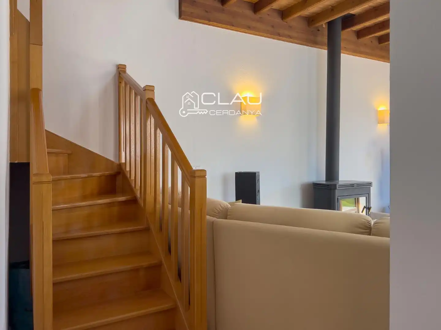 Detached homes for rent in Osséja  with Heating, Private garden and Parquet flooring