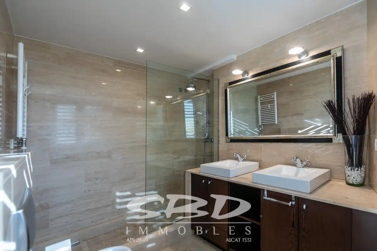 House with balcony to rent in Centre - Sant Oleguer, imagen 41