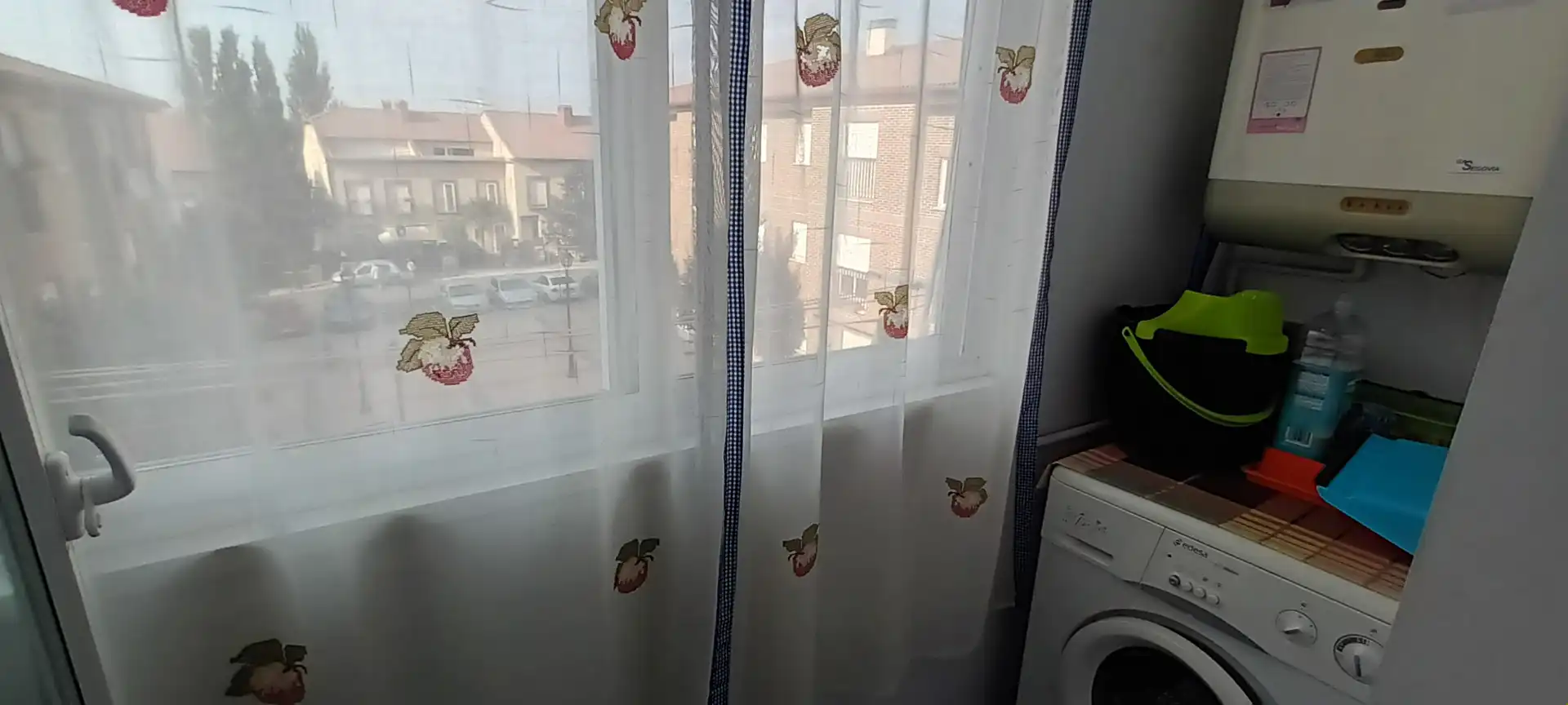 Dormitori de Apartament en venda en Palazuelos de Eresma amb Calefacció, Parquet i Terrassa