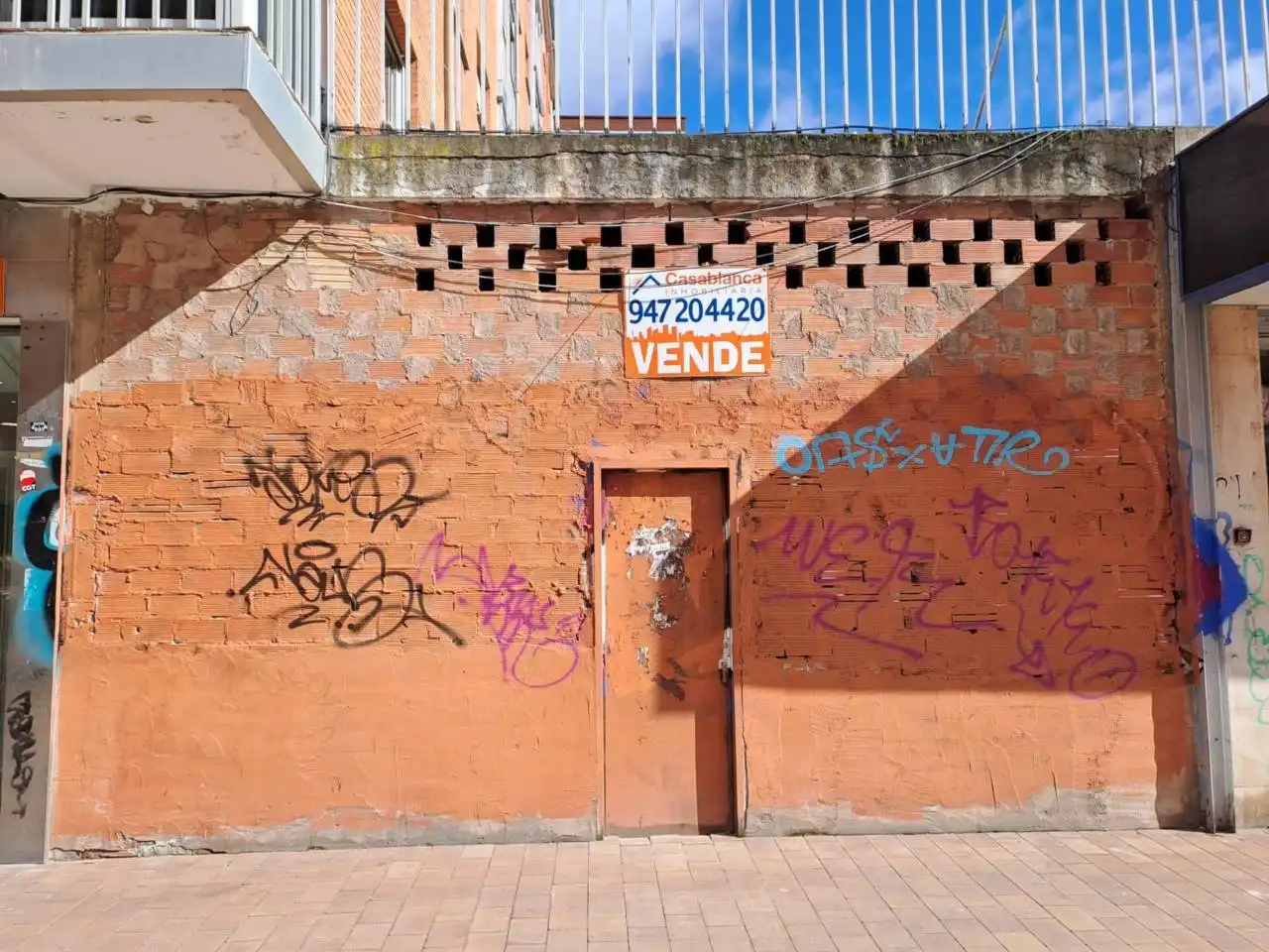 Exterior view of Commercial properties for sale in Burgos