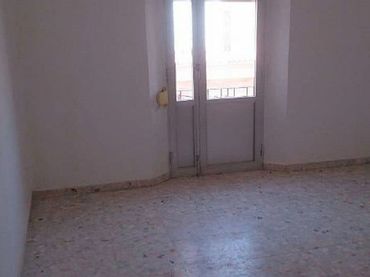 Casa pareada en venta en Calle Santos Mártires