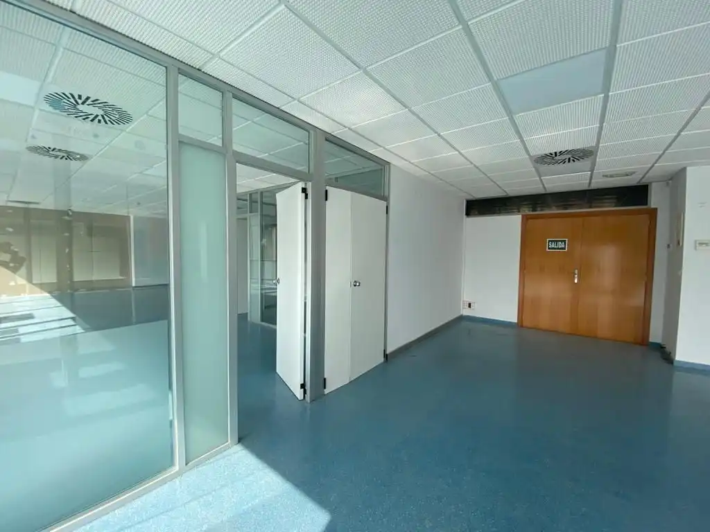 Office space with lift to rent in Carrer Poniente, imagen 8