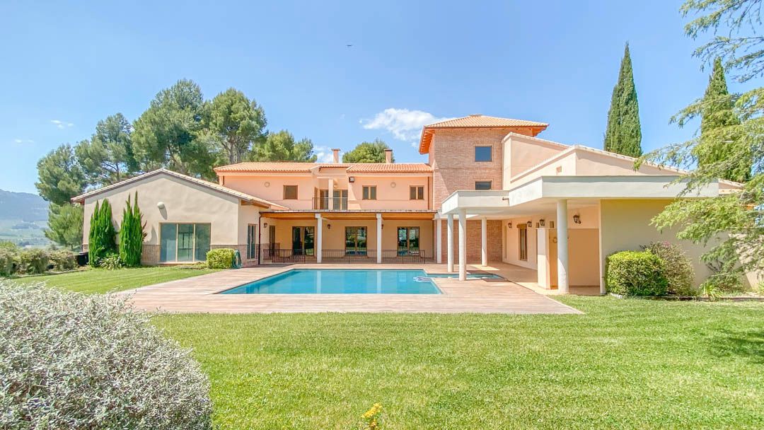 Vista exterior de Casa o xalet en venda en Penàguila amb Piscina