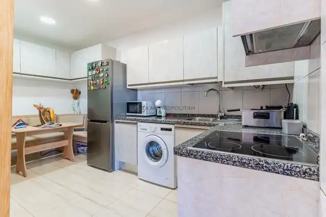 Cuina de Apartament en venda en San Miguel de Abona amb Aire condicionat, Terrassa i Moblat