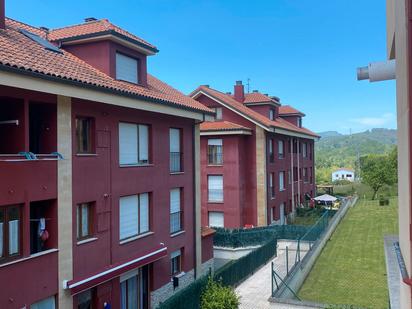 Vista exterior de Pis en venda en Ramales de la Victoria amb Calefacció, Moblat i Forn