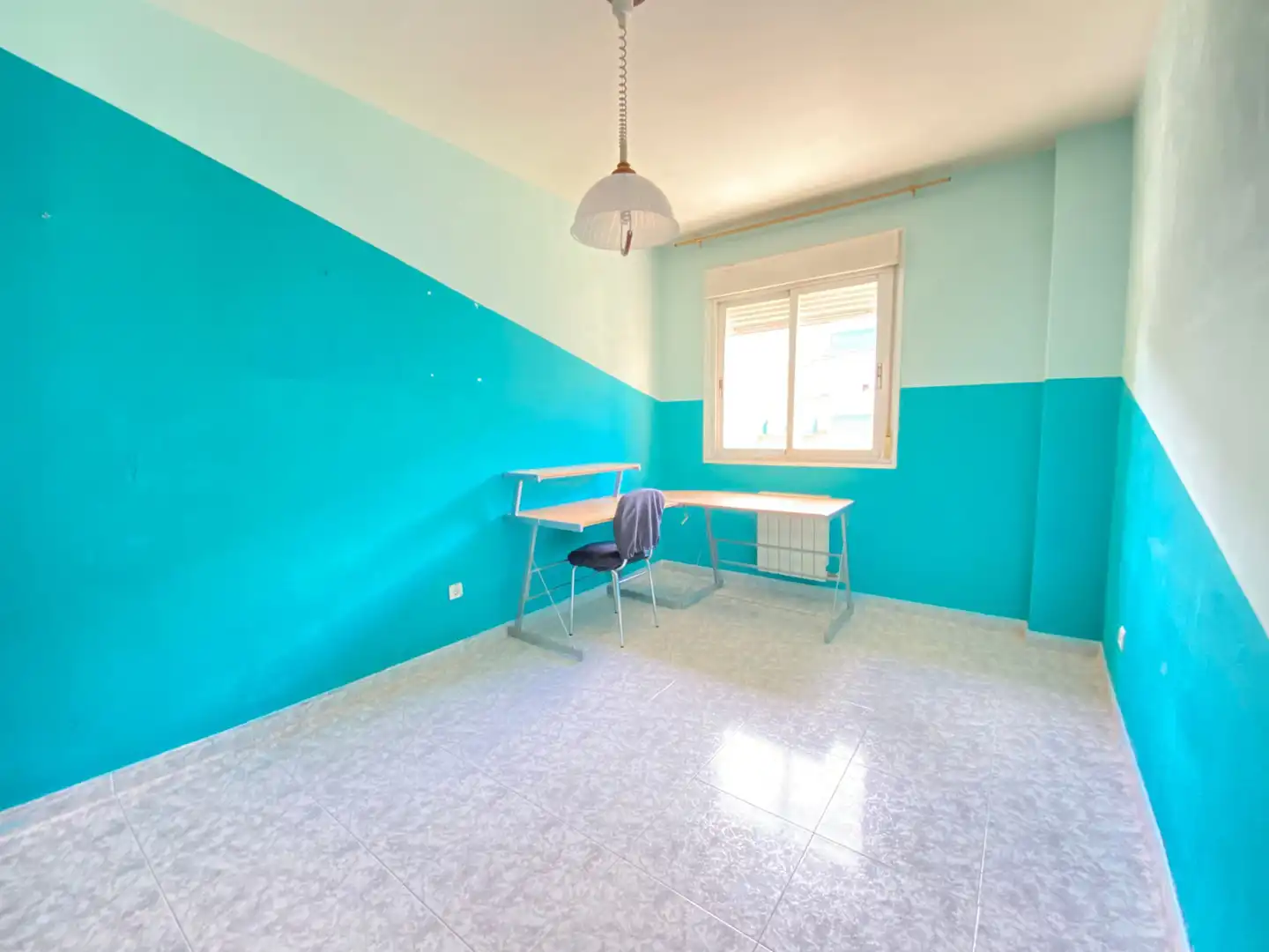 Bedroom of Flat for sale in Fuenlabrada  with Air Conditioner, Heating and Balcony