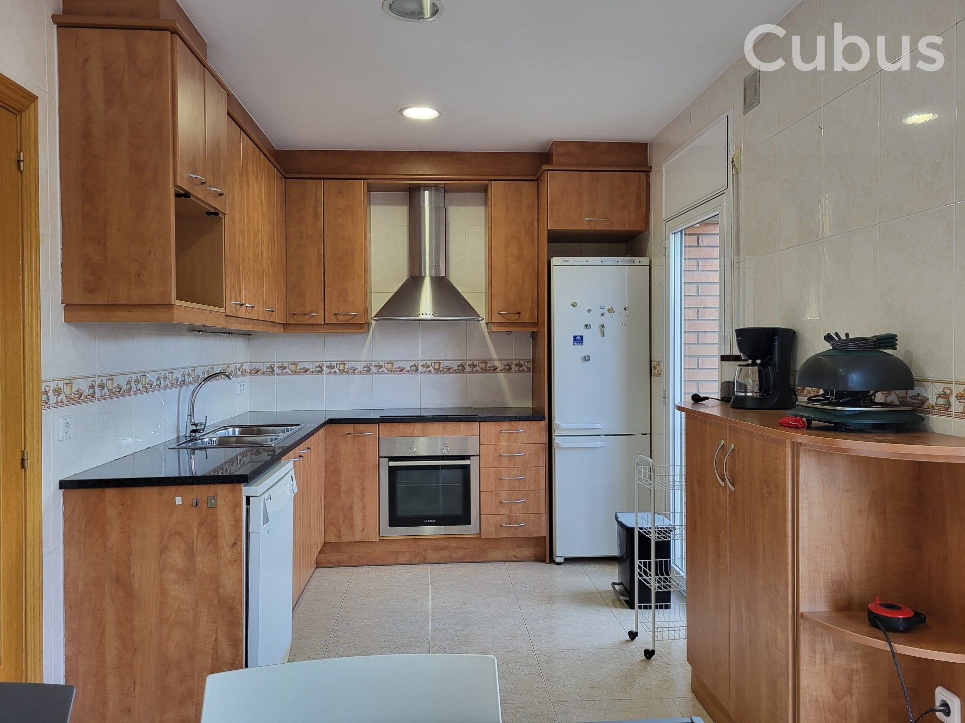 Kitchen of Single-family semi-detached for sale in Olot  with Air Conditioner, Heating and Balcony
