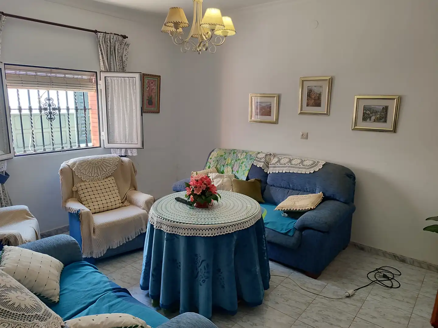 Sala de estar de Casa o chalet en venta en Utrera con Aire acondicionado, Terraza y Amueblado