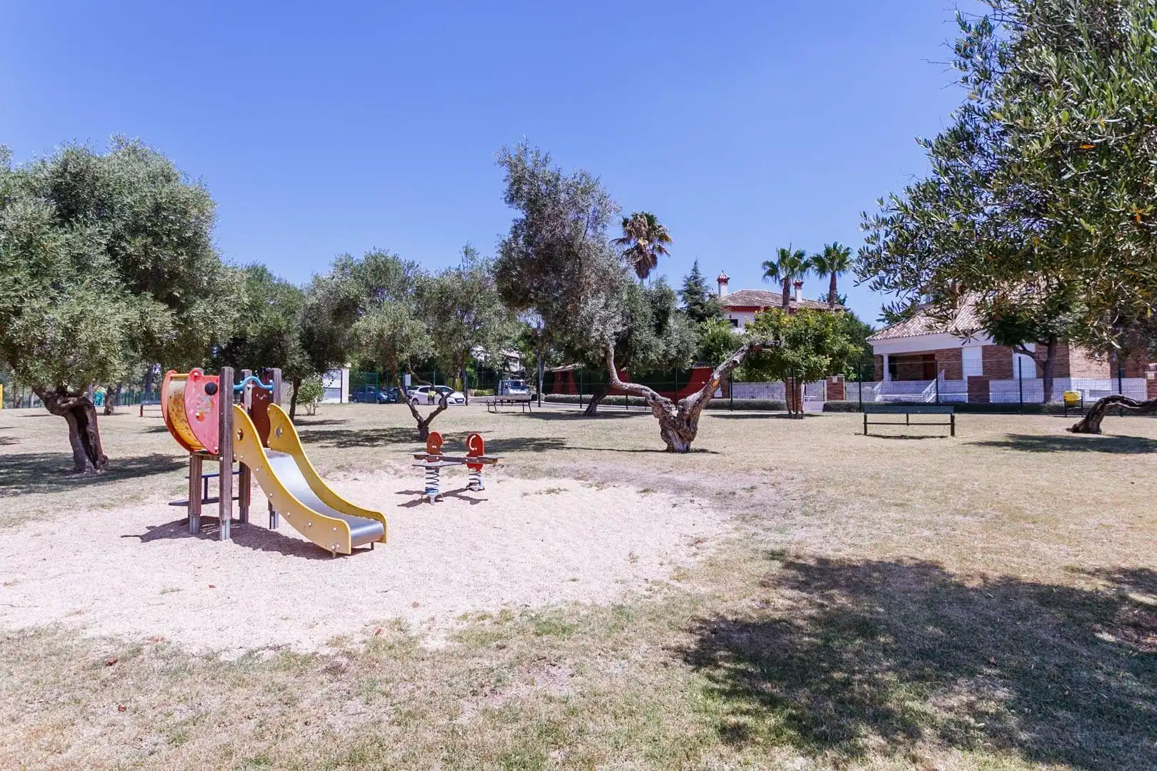 Jardí de Casa o xalet en venda en Bormujos amb Jardí privat, Terrassa i Piscina