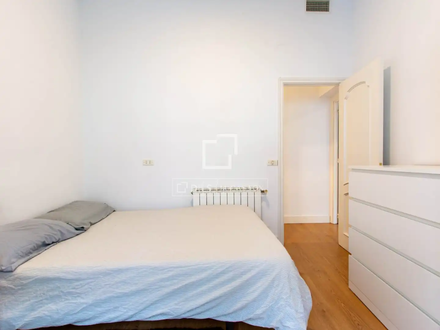Bedroom of Flat for rent in Alcalá de Guadaira  with Air Conditioner, Heating and Furnished