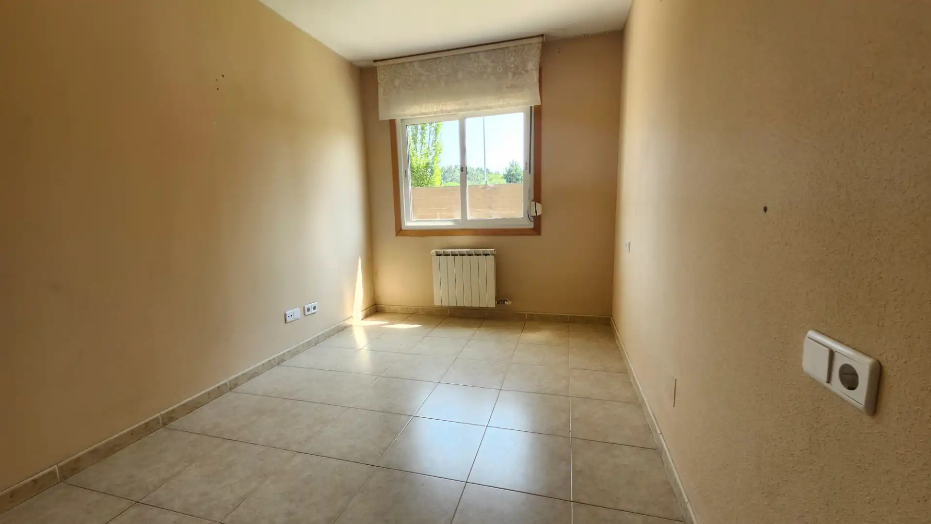 Habitación de Piso en venta en Miño con Calefacción, Jardín privado y Trastero