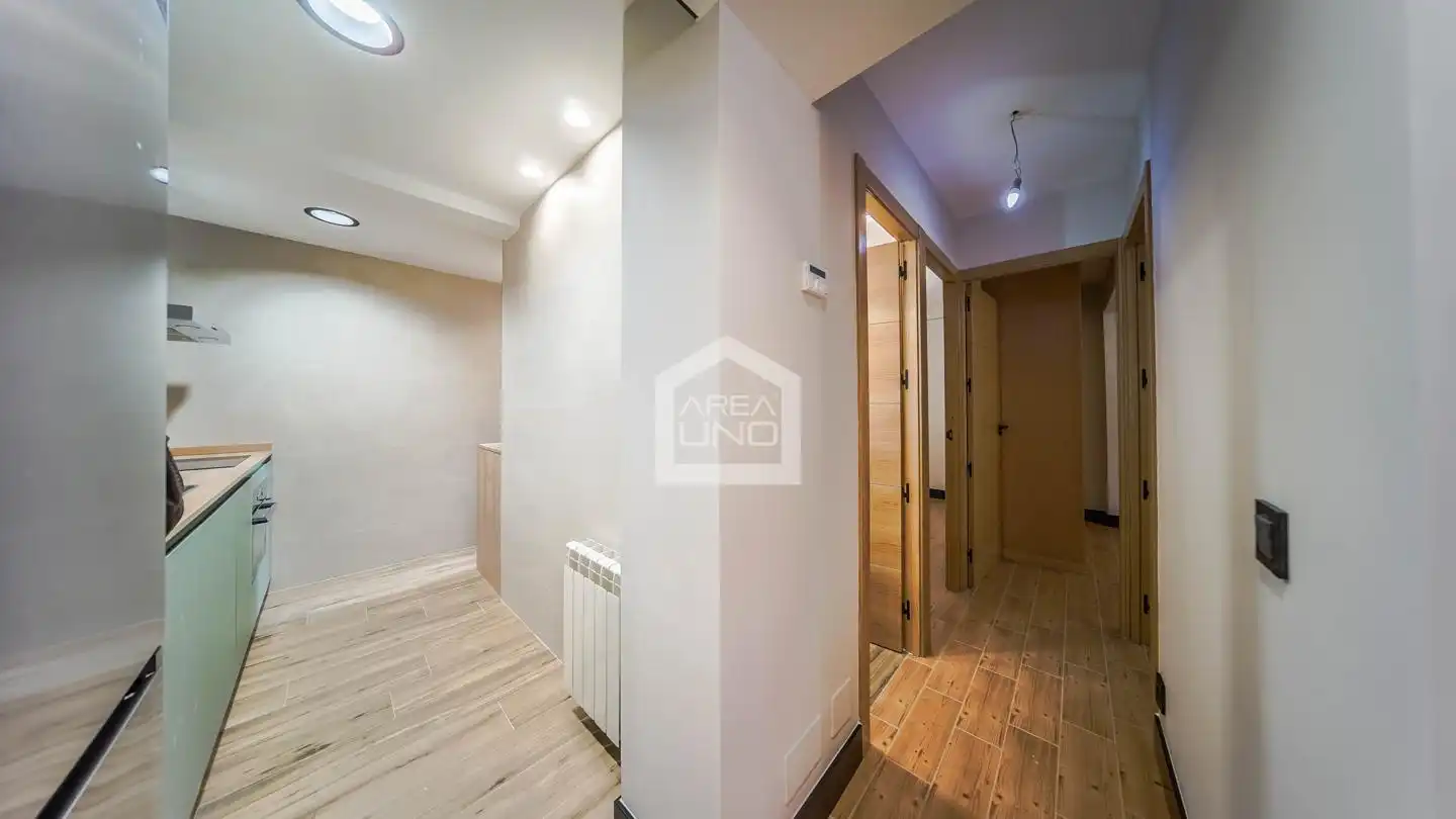 Ground floor for sale in Alcorcón  with Heating