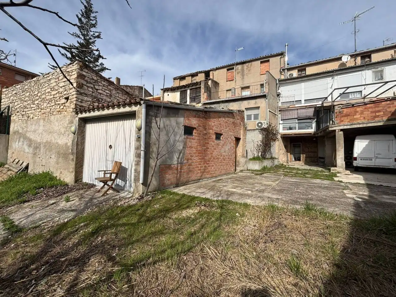 Vista exterior de Pis en venda en Santa Coloma de Queralt amb Jardí privat