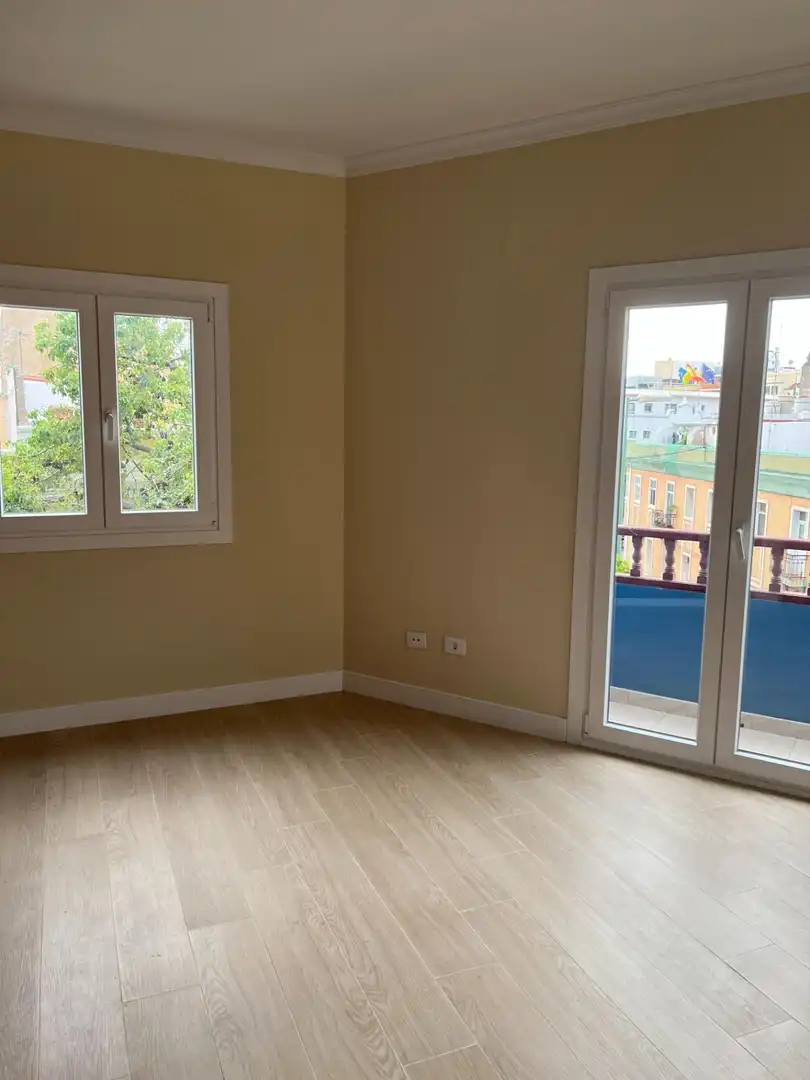 Wohnung zur Miete in Calle Calle Matías Padrón, Arenales - Lugo - Avda. Marítima