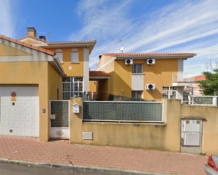 Exterior view of Single-family semi-detached for sale in Torrejón del Rey