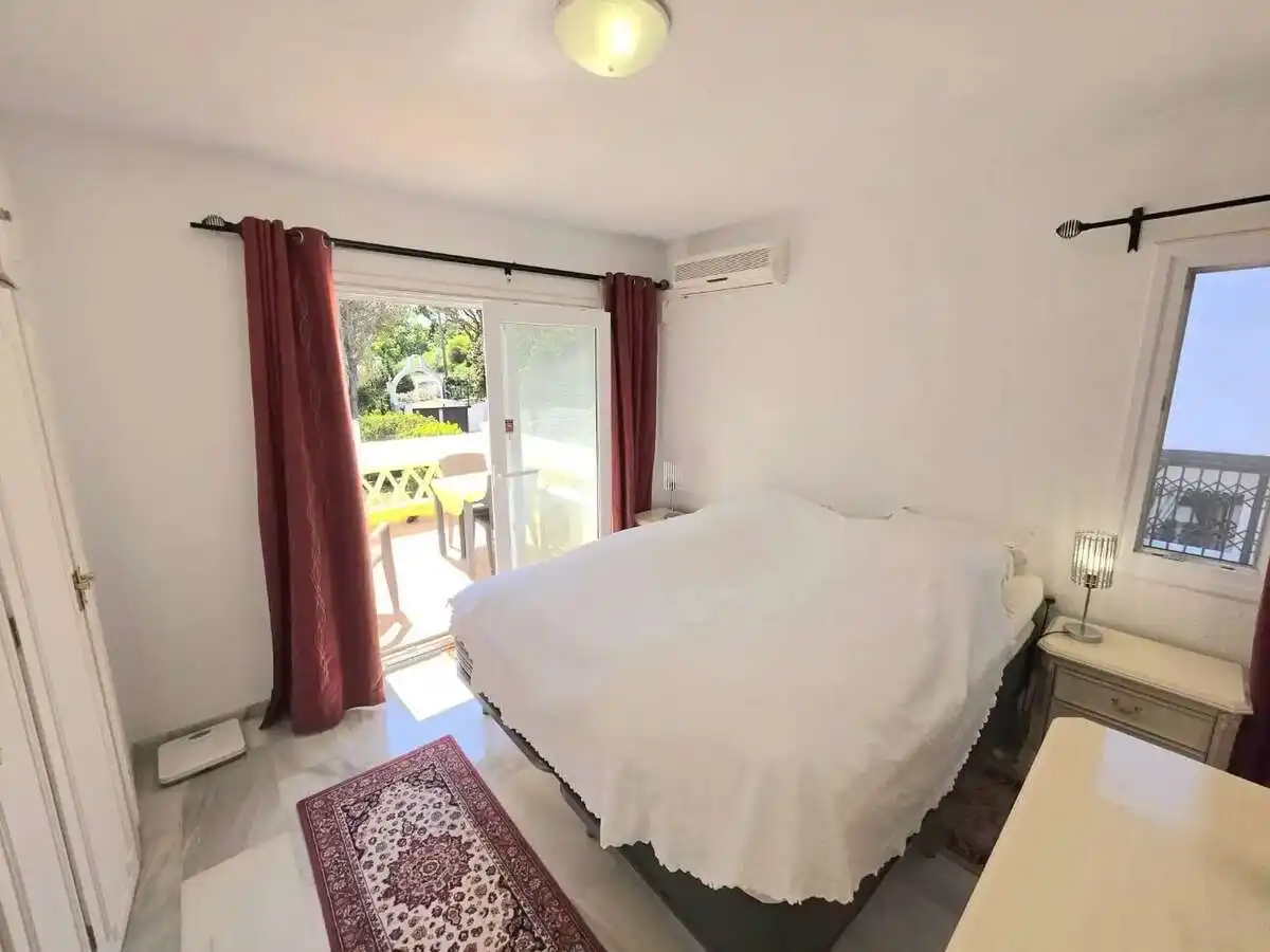 Adosado con piscina en venta en Calahonda, imagen 15