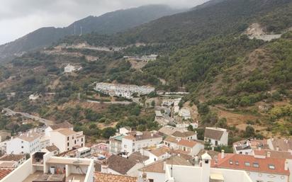 Vista exterior de Àtic en venda en Ojén amb Aire condicionat i Terrassa