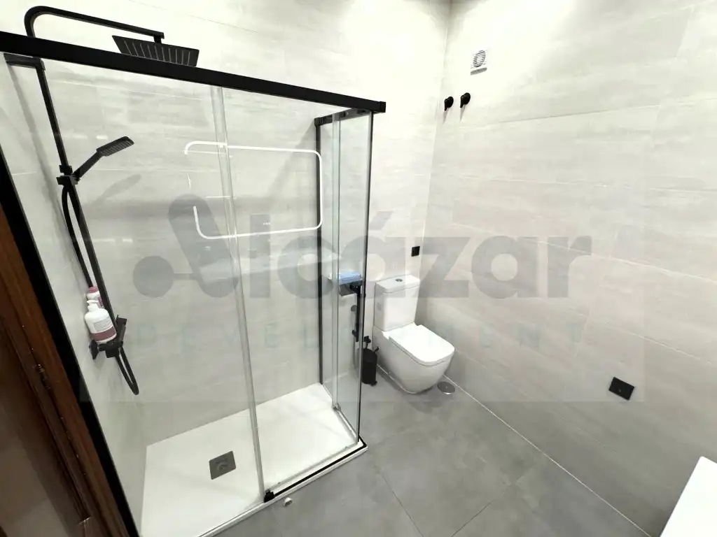 Baño de Casa adosada en venta en Mairena del Alcor con Aire acondicionado y Terraza