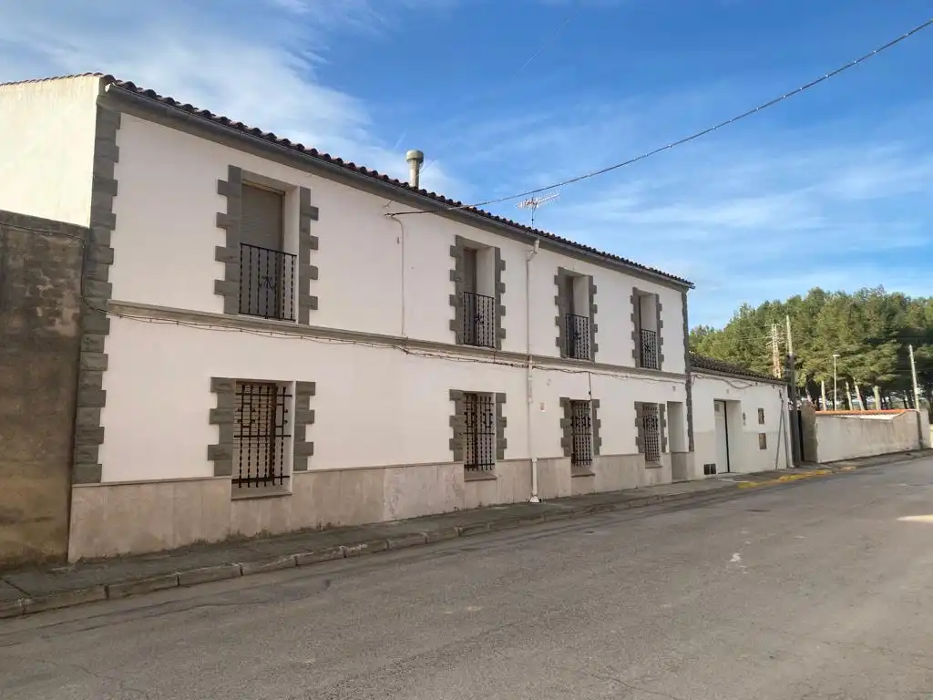 Vista exterior de Finca rústica en venda en Sant Mateu amb Calefacció, Traster i Piscina