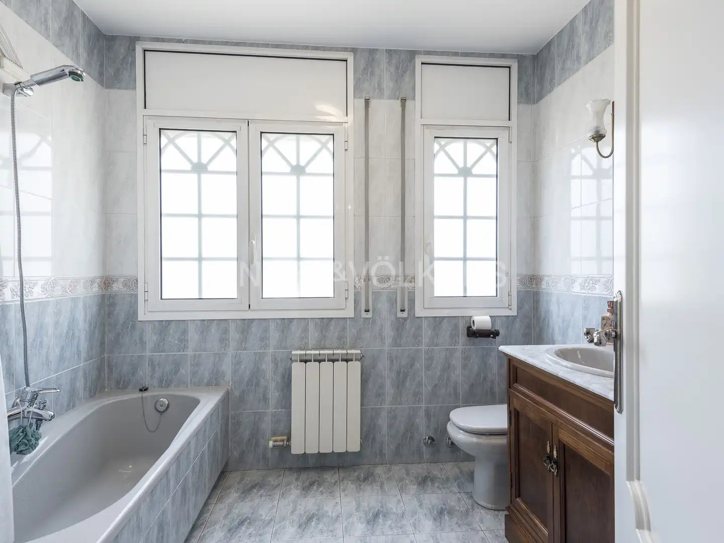 Baño de Casa o chalet de alquiler en Granollers con Aire acondicionado, Calefacción y Jardín privado