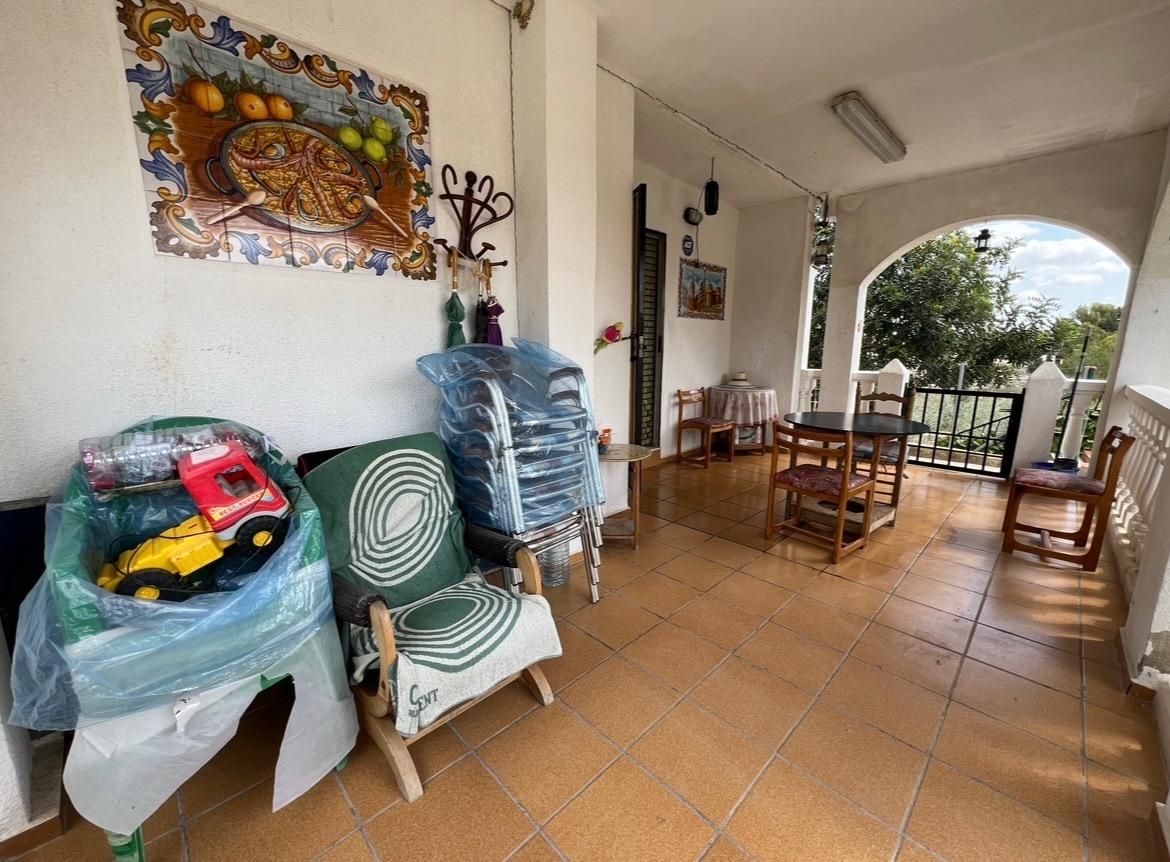 Terrassa de Casa o xalet en venda en Chiva amb Aire condicionat, Calefacció i Jardí privat