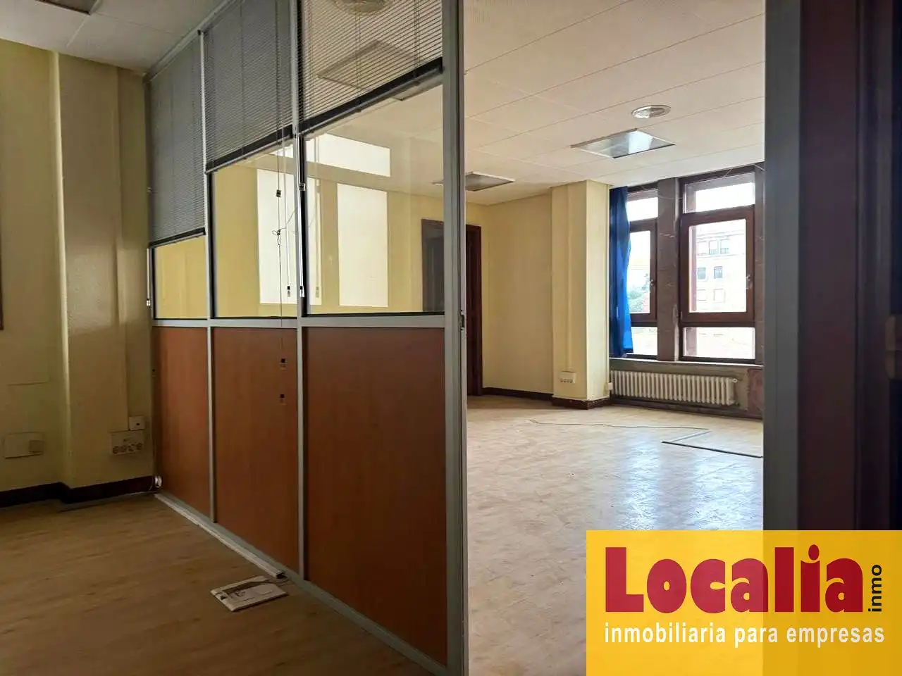 Locale commerciale in affitto a Castilla - Hermida, imagen 4