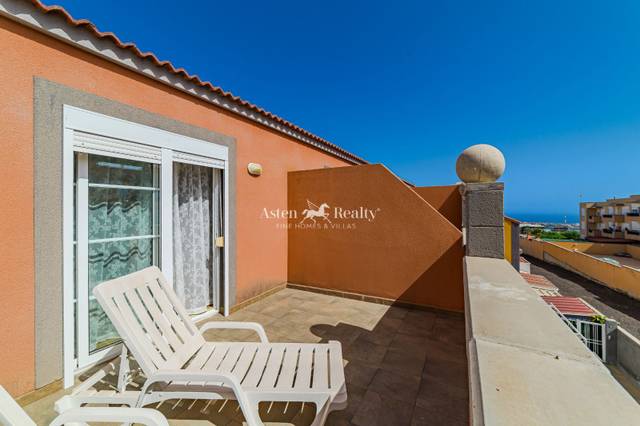 Casa adosada en Venta en Mencey Taoro en Llano del Camello