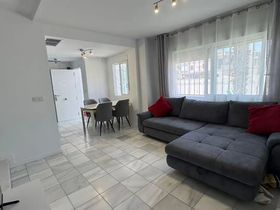 Terraced house with pool for sale in Av. Asociación Victimas del Terrorismo, 24, imagen 12