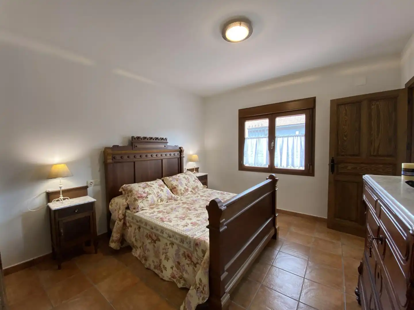 Habitación de Casa o chalet en venta en Los Cortijos  con Calefacción, Terraza y Trastero