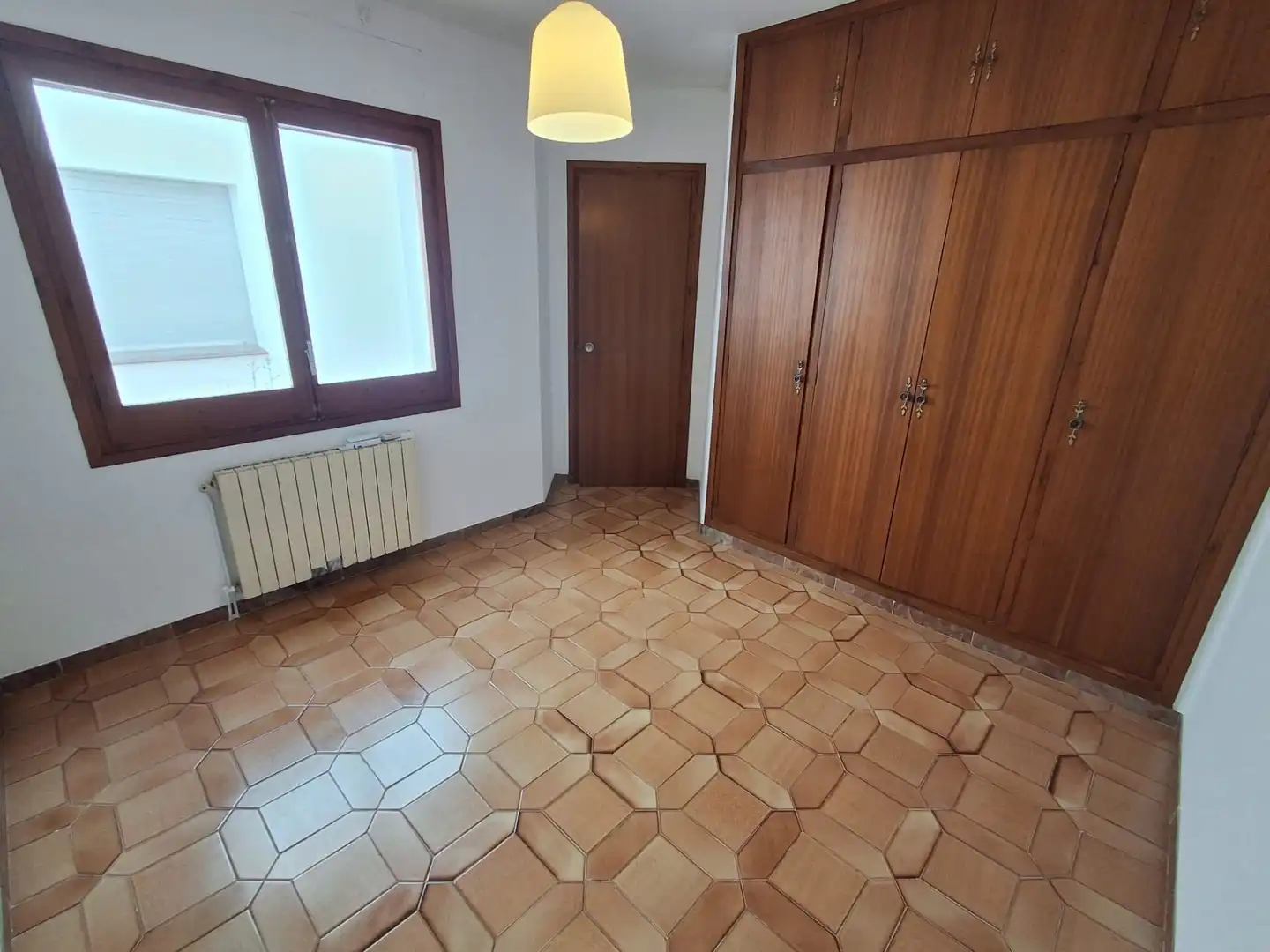 Dormitori de Casa adosada en venda en Tortosa amb Aire condicionat i Calefacció