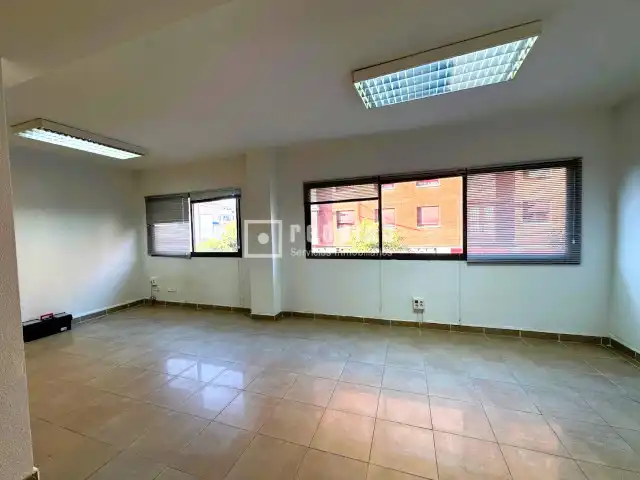 Ufficio con ascensore in affitto a Centro, imagen 2