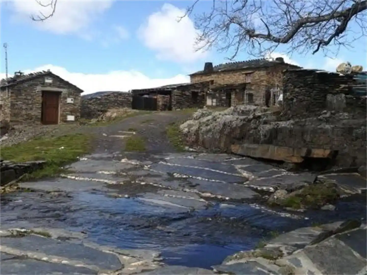 Vista exterior de Terreno en venta en Majaelrayo