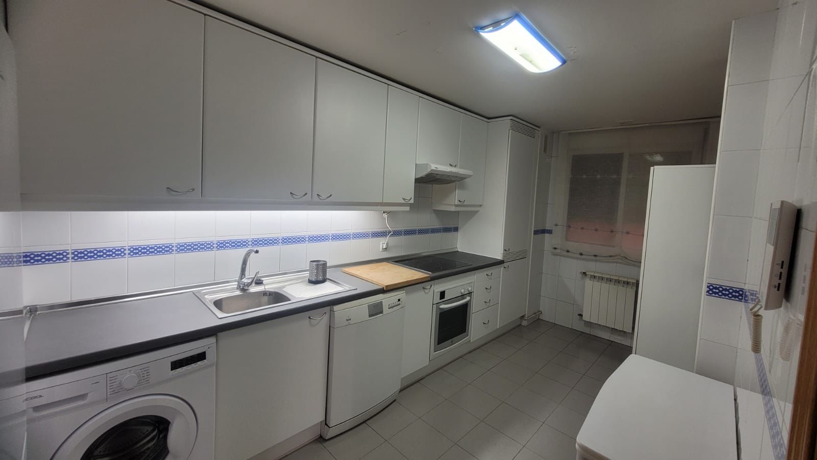 Kitchen of Flat to rent in Ciudad Real Capital  with Air Conditioner, Heating and Private garden