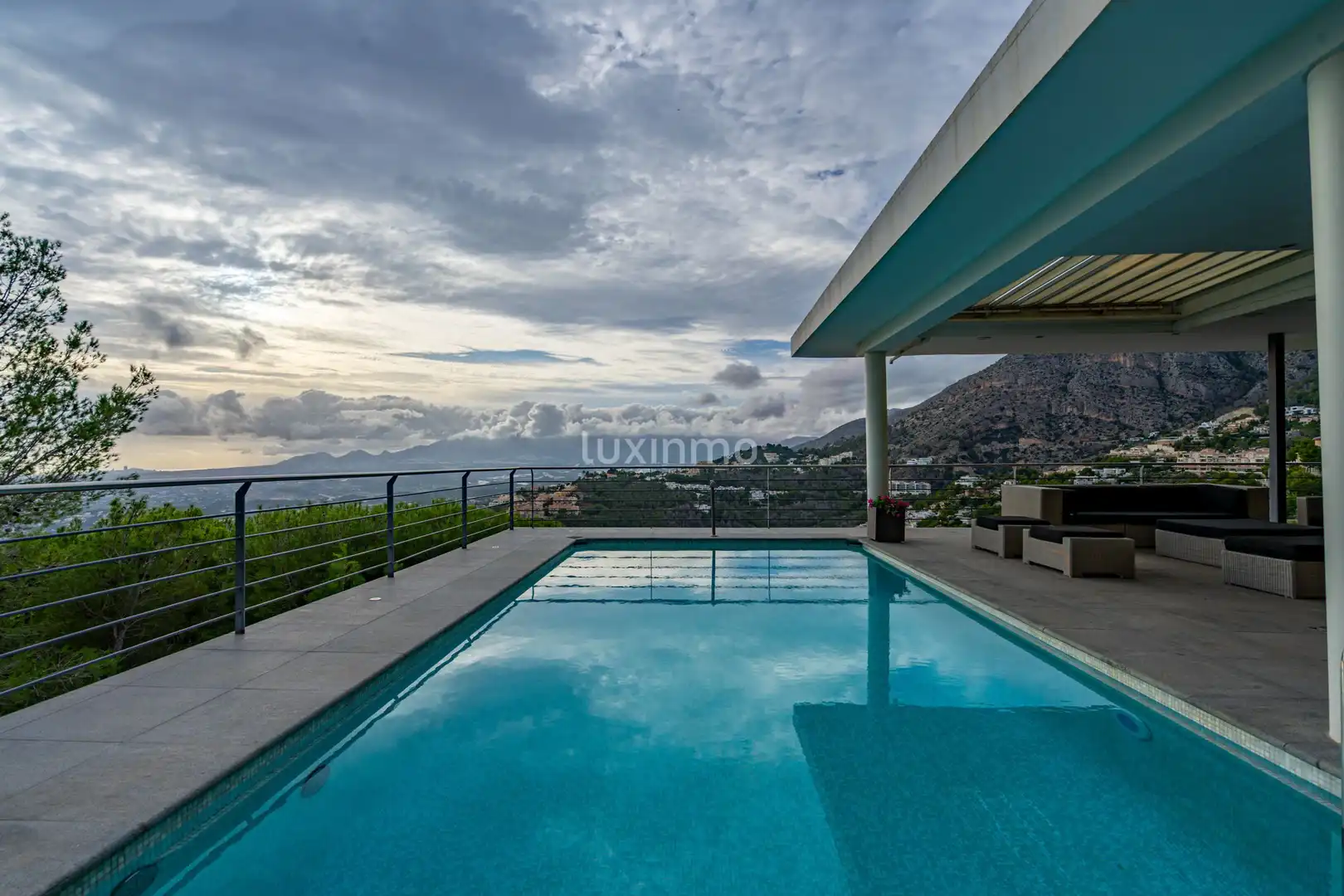 Vista exterior de Casa o chalet en venta en Altea con Aire acondicionado, Calefacción y Jardín privado