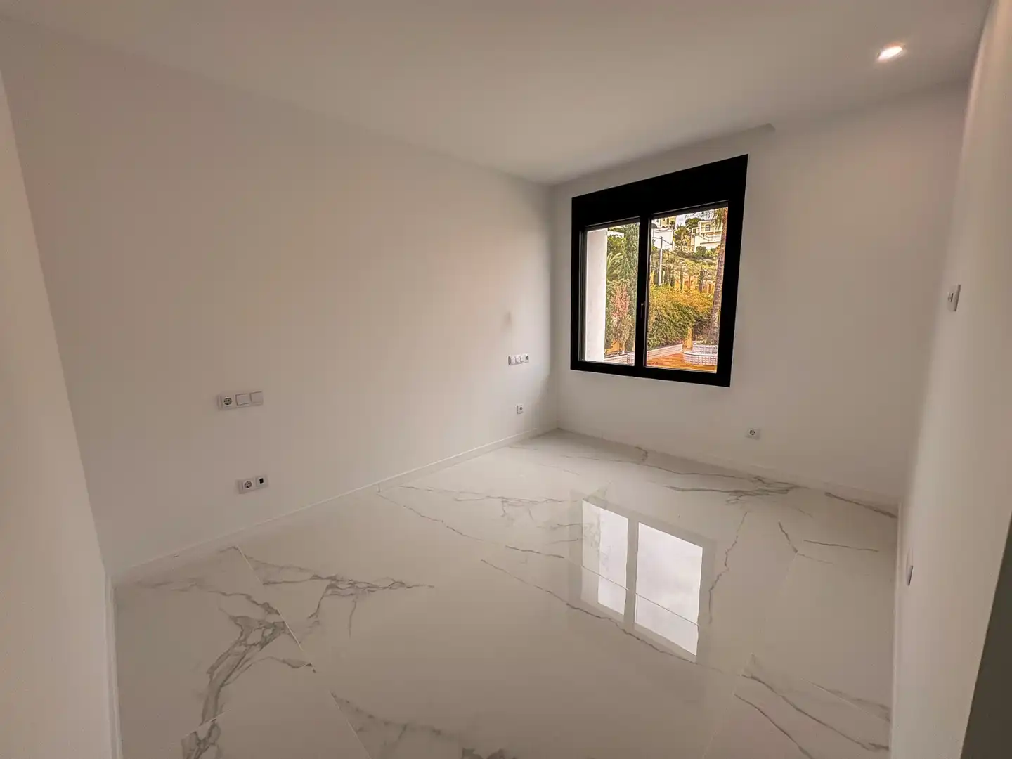 Habitación de Casa o chalet en venta en El Campello con Aire acondicionado, Jardín privado y Alarma